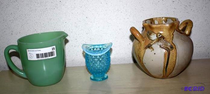 lot 25 image: Fireking Jadite&nbsppitcher green  Blue Aq...
