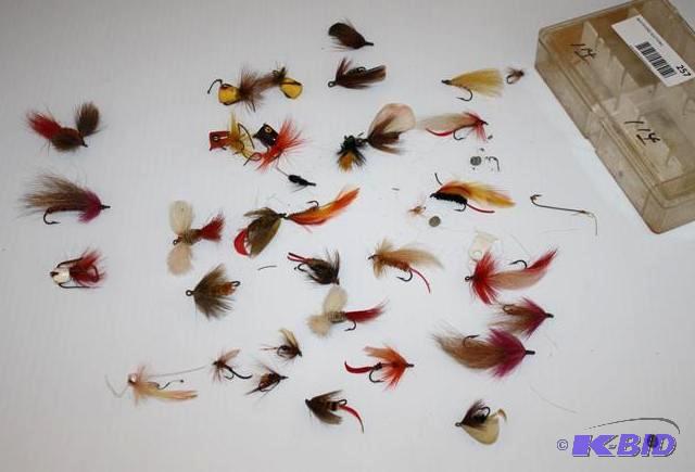 lot 257 image: Vintage fishing flies...
