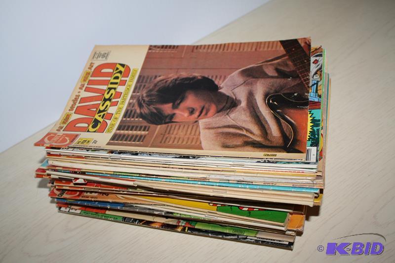 lot 26 image: Vintage David Cassidy Fan Club magazines (s...