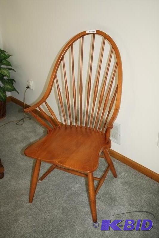 lot 52 image: Beautiful wood chair windsor back...