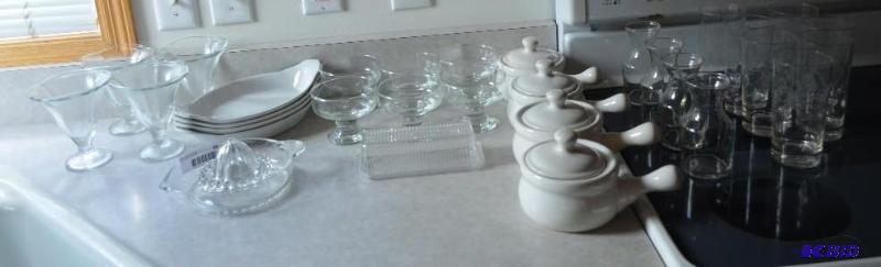 lot 99 image: Ice cream sundae dishes, bowls Juice reamer W...