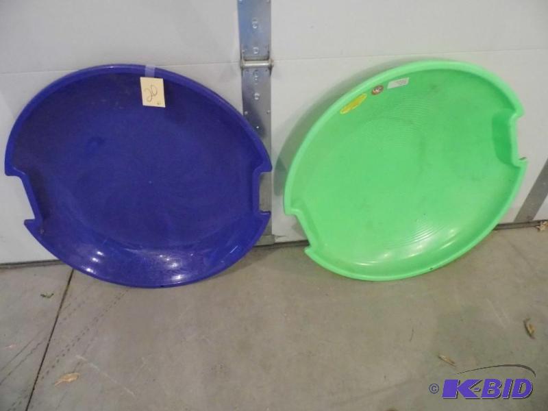 2 Snow Saucers