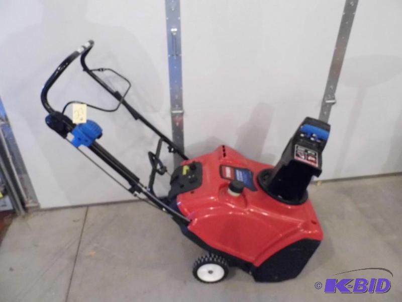 Toro Power Clear Snow Thrower