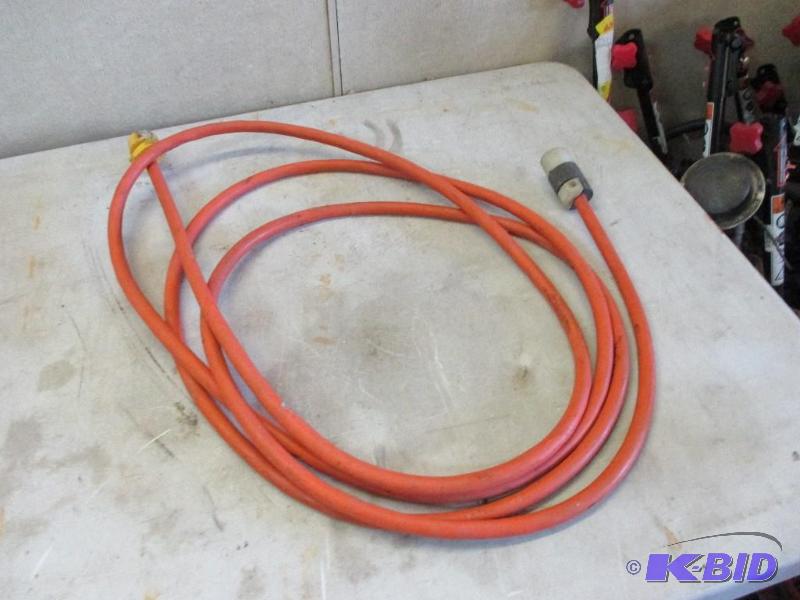 lot 113 image: extension cord...