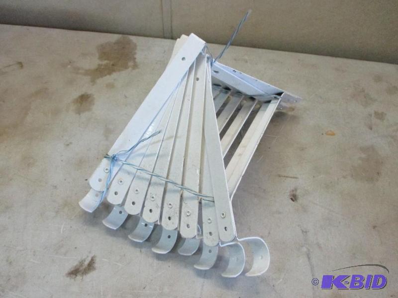 lot 123 image: shelf brackets...