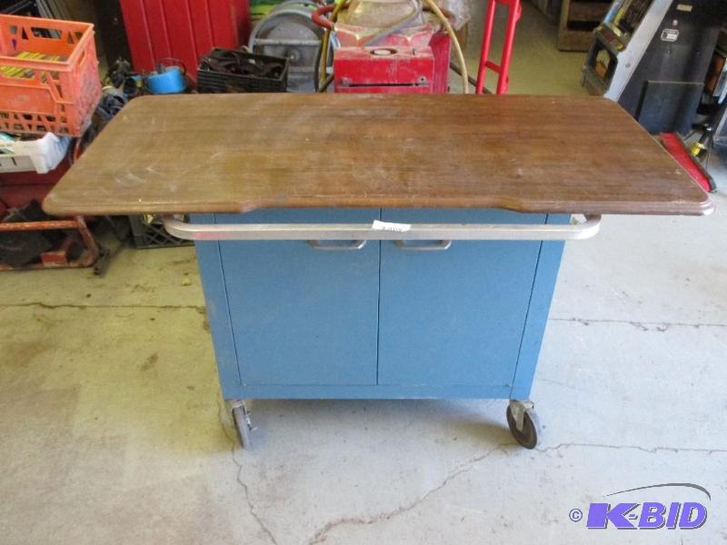 lot 96 image: Shop cart...