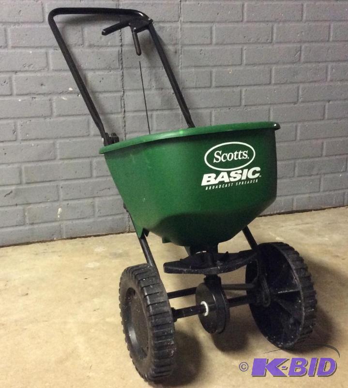 Lawn Spreader