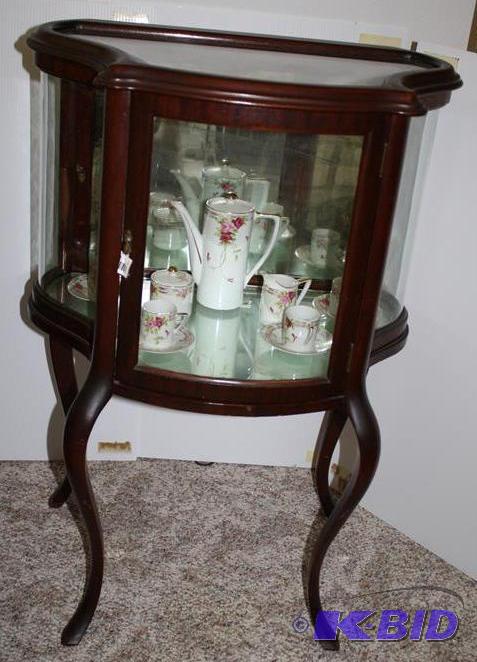 Antique Glass Display Cabinet. This cabinet h...