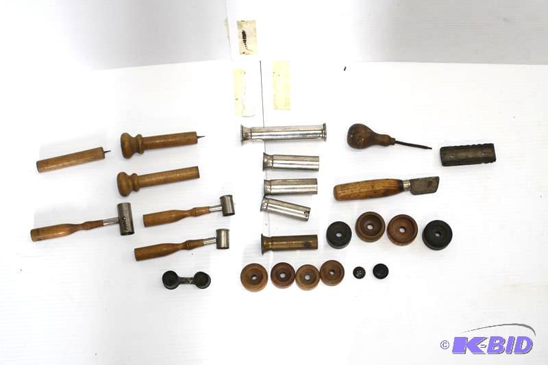 Vintage B.G.I. Company shot gun shell reloadi...