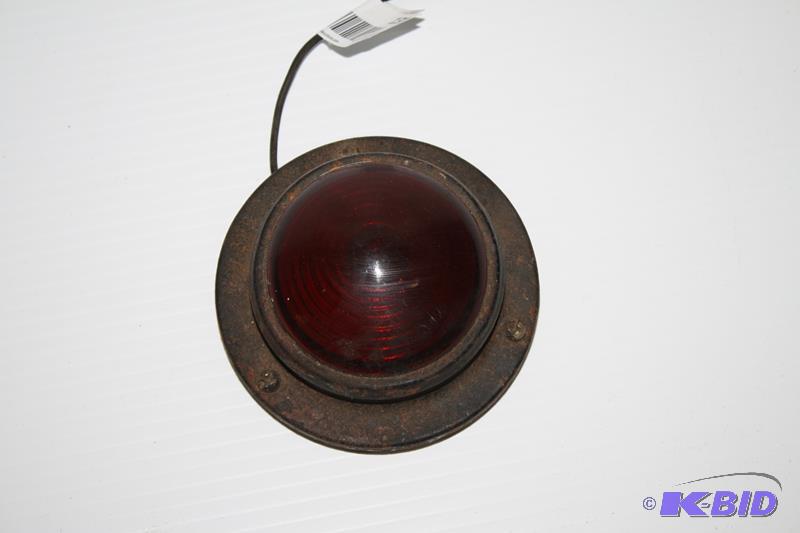 Vintage car tail light 5&quot diameter...