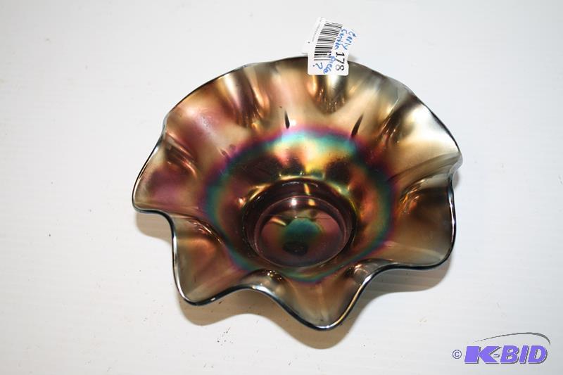 Carnival glass ruffled vase 7x3&quot...