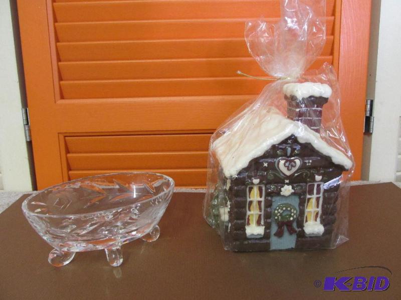Small Etched Dish and a HOLIDAY HOUSE Candle
