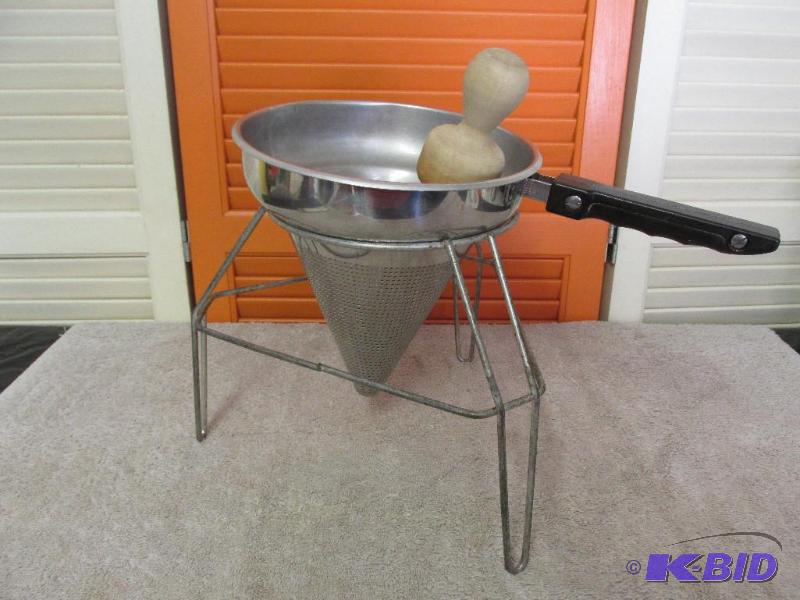 Pestle, Strainer, Stand