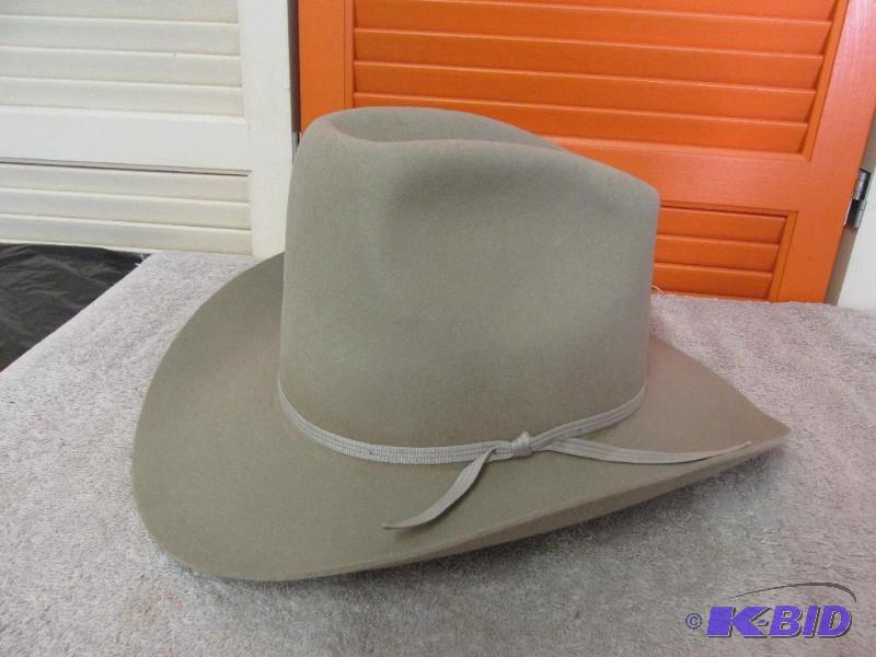 Brand NEW Cowboy Hat - size 7 38