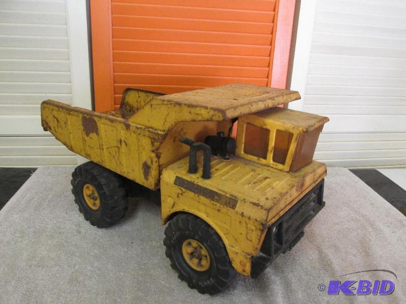 Metal TONKA Dump Truck