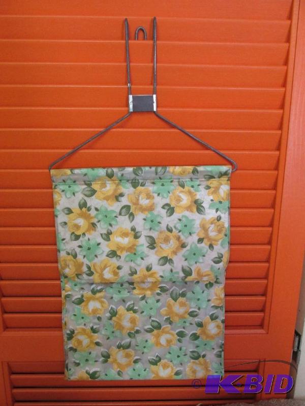 Clothes Pin Vinyl Bag