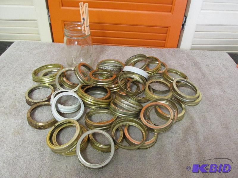 Canning Rings, Pint Jar, Pink Plastic CLothes Pin (1)