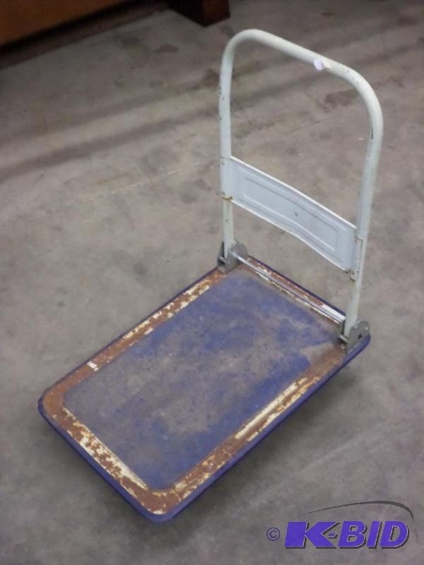 lot 56 image: 16&quotx32" Floor Cart With Fold-Down H...