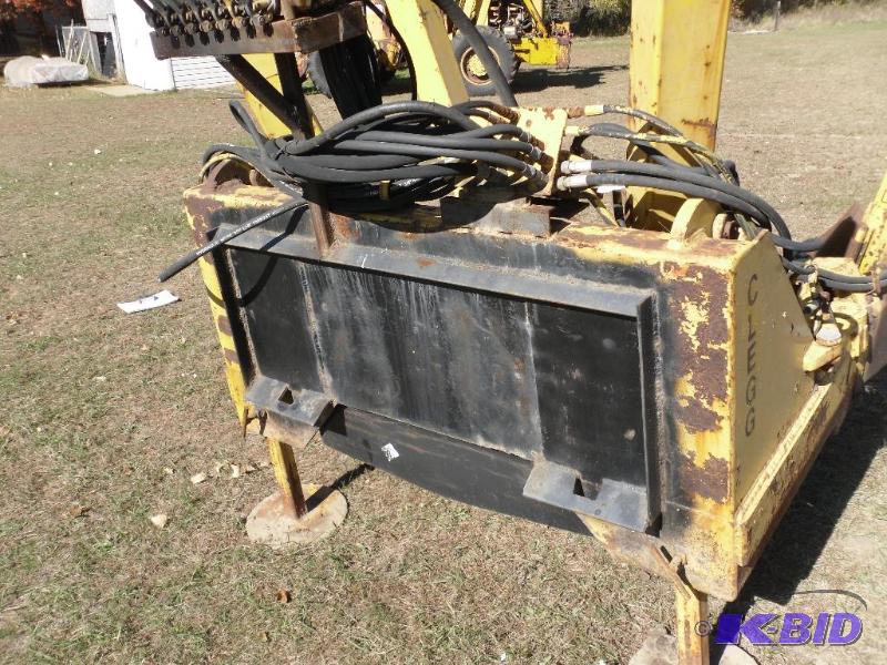 Clegg Tree Spade. Has new several hundred dol | Tree