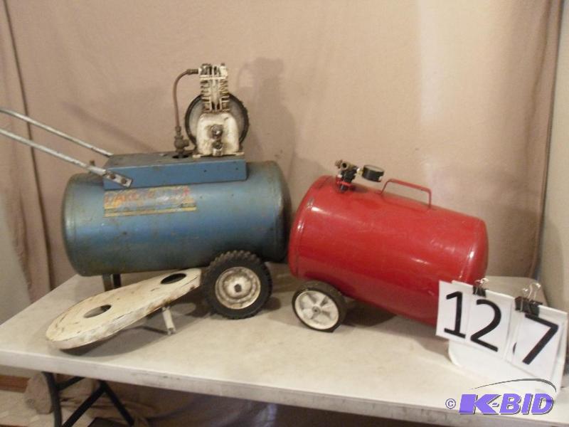 lot 127 image: Portable Air Tank and Air Compressor (no moto...