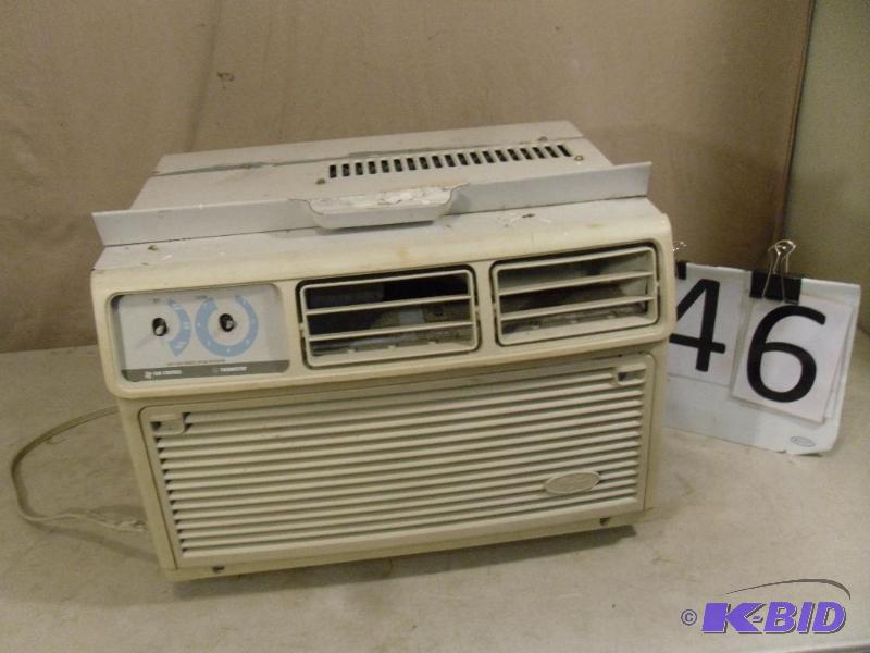 lot 146 image: Whirpool&nbspWindow Air Conditioner. 5,000 B...