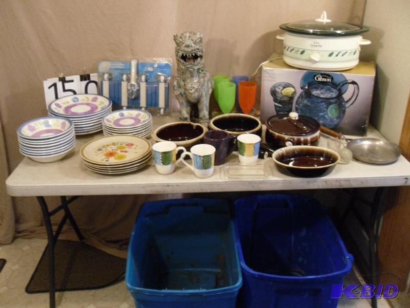lot 150 image: Lot of Assorted Kitchen Items and More. Dish ...
