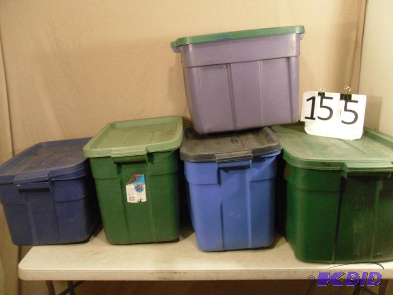 lot 155 image: Lot of 5 Totes with Lids. Lid colors do not m...