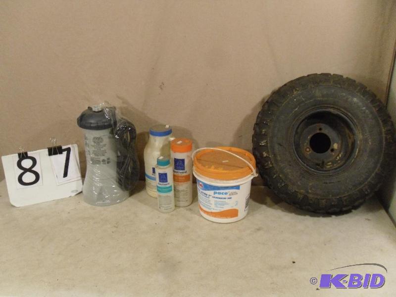 lot 87 image: Carlisle 20 x 7 Tire and 3 Bolt Wheel, New In...