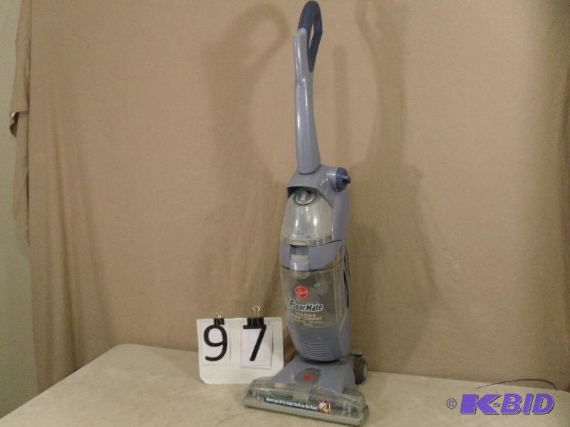 lot 97 image: Hoover Floormate&nbspThe Hard Floor Cleaner....