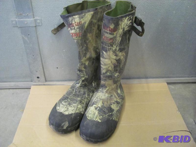 lot 31 image: These could be the perfect hunting boots Mos...