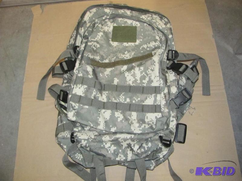 lot 49 image: This NEW Army Digital Cactus Jack Backpack ne...