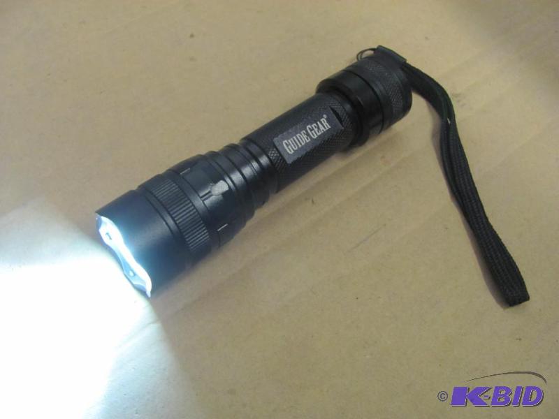 lot 60 image: This GUIDE GEAR 650-Lumen Tactical Light reta...