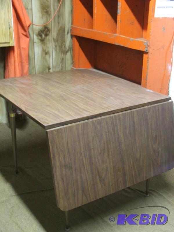 lot 27 image: Fold down table 59&quotx36&quotx29"...