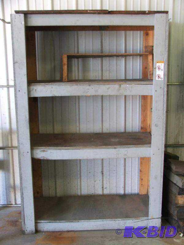 lot 36 image: Wooden shelf 48&quotx72&quotx20"...