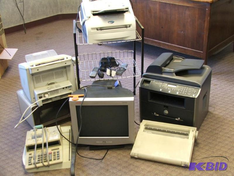 lot 46 image: Lot of office items, 3 fax machines, cordless...