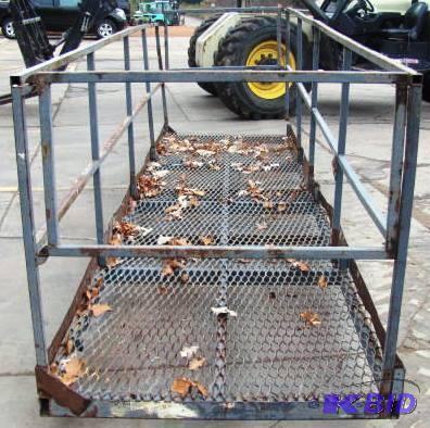 lot 61 image: Work Platform 16x48" with forklift side...