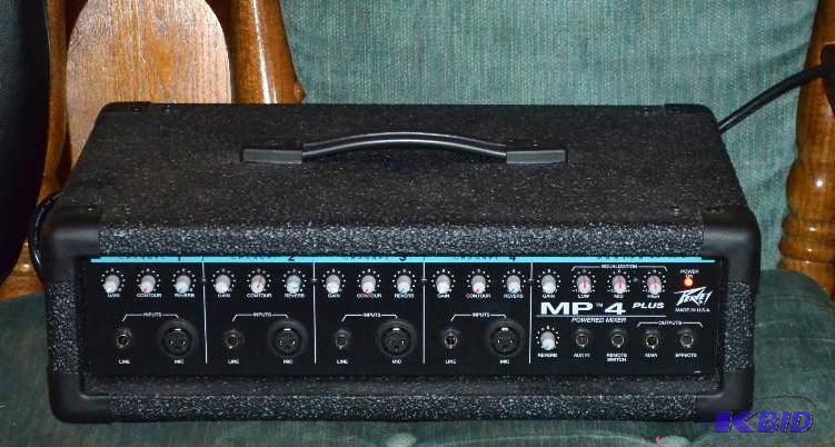PEAVEY MP-4 Plus Mixer...