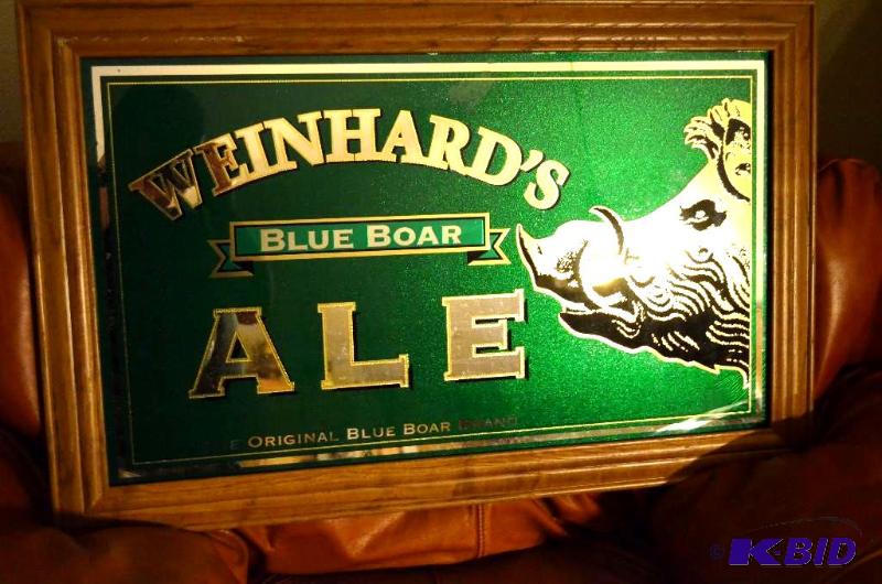 WEINHARDS&nbspBlue Boar Ale&nbspGlass Adve...