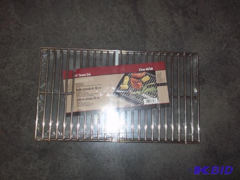 lot 40 image: NEW Char Broil 19" Grate...