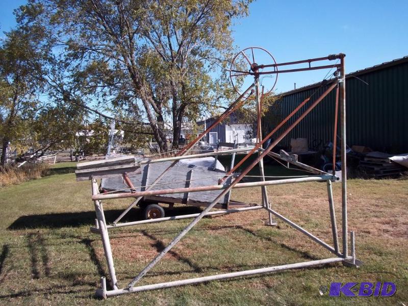 lot 94 image: Steel Boat lift 92" Wide...