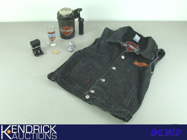 Lot of Harley-Davidson Motorcycle Items
