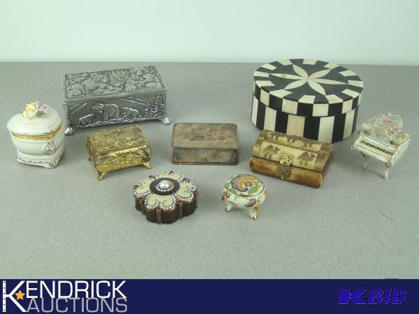 Lot of Vintage Trinket Boxes