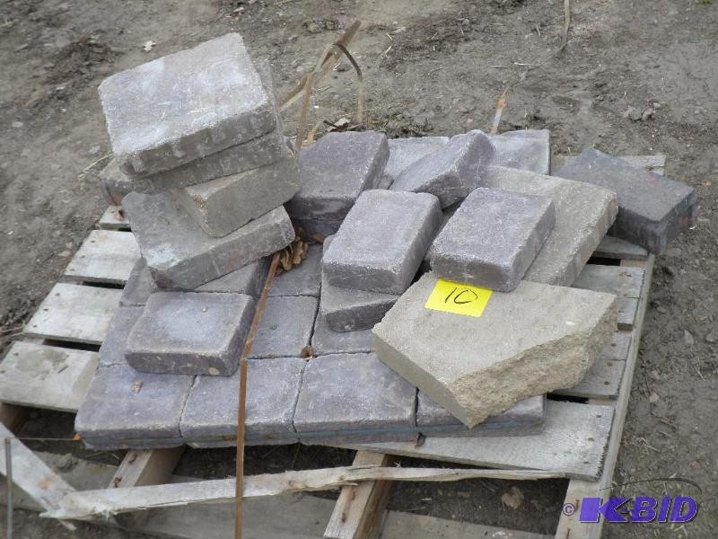 Pallet Of Mixed Landscape Block...