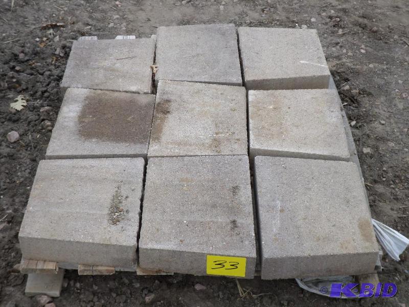 Pallet Of Retaining Wall Block...