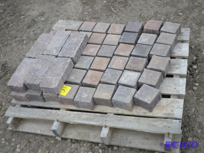 Pallet Of Mixed Landscape Block...