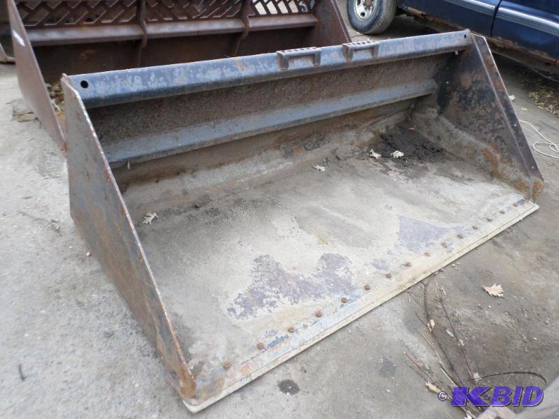 Universal 100&quot Skidloader Snow Bucket...
