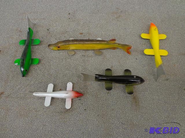 5 Spearing Decoys 1 - 9 12&quot Pike - Olde...