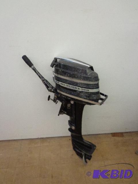 Mercury Twin Outboard 6 HP Mercury Twin Outbo...
