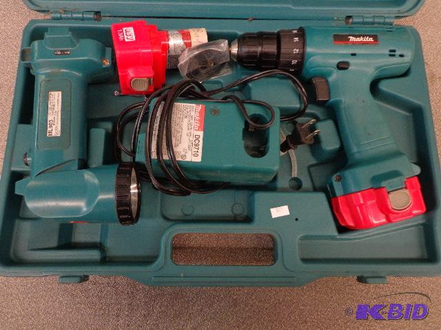 Makita Power Drill &amp Flashlight Kit Drill...
