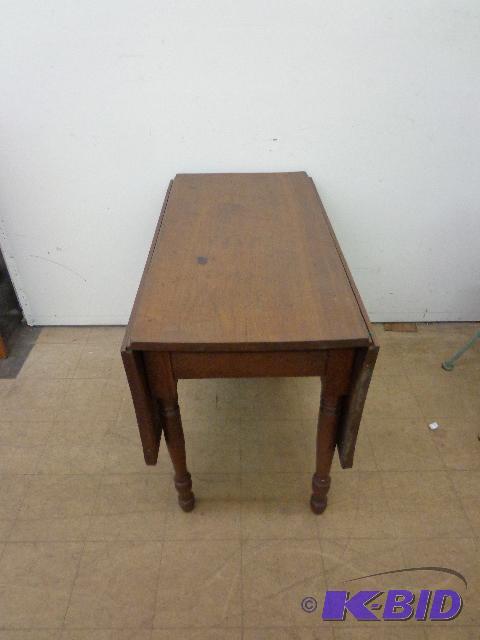 Duncan Phyfe&nbsp4 Leg Table Walnut Table Tw...